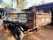 https://riyasewana.com/uploads/isuzu-tipper-1320301324031.jpg