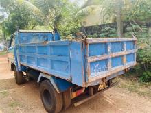 https://riyasewana.com/uploads/isuzu-tipper-1320354824351.jpg