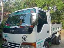 Isuzu Tipper 2000 Lorry