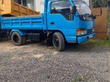 Isuzu Tipper 2011 Lorry