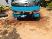 Isuzu Tipper 2000 Lorry