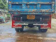 https://riyasewana.com/uploads/isuzu-tipper-171231324712.jpg