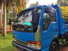 Isuzu Tipper 2003 Lorry