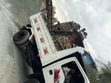 https://riyasewana.com/uploads/isuzu-tipper-1981-1411442912143.jpg