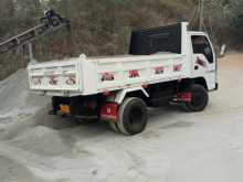 https://riyasewana.com/uploads/isuzu-tipper-1981-1411442912262.jpg