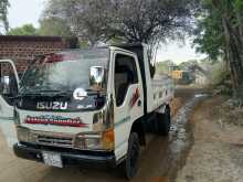 https://riyasewana.com/uploads/isuzu-tipper-1981-1912114112183.jpg