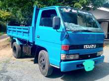 https://riyasewana.com/uploads/isuzu-tipper-1992-212444112323.jpg