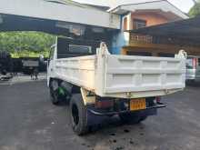 https://riyasewana.com/uploads/isuzu-tipper-1993-247250112093.jpg