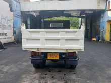 https://riyasewana.com/uploads/isuzu-tipper-1993-3019343712203.jpg