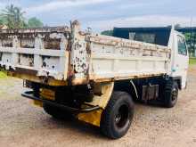 https://riyasewana.com/uploads/isuzu-tipper-1994-139064612734.jpg