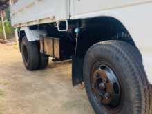 Isuzu Tipper 1996 Lorry