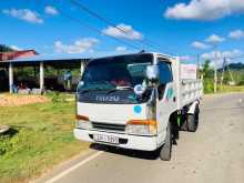 Isuzu Tipper 2000 Lorry