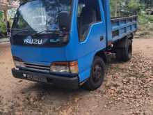 Isuzu Tipper 2000 Lorry