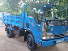 Isuzu Tipper 2003 Lorry