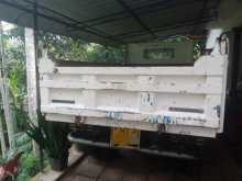 https://riyasewana.com/uploads/isuzu-tipper-201720044552.jpg