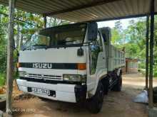 Isuzu Tipper 2001 Lorry