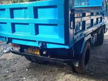 https://riyasewana.com/uploads/isuzu-tipper-21803584112.jpg