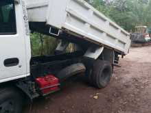 https://riyasewana.com/uploads/isuzu-tipper-24620084372.jpg