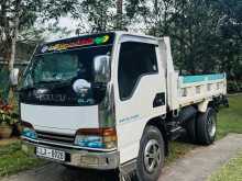 Isuzu Tipper 2000 Lorry