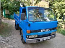 Isuzu Tipper 1979 Lorry