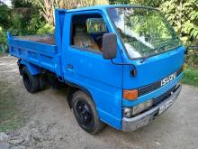 https://riyasewana.com/uploads/isuzu-tipper-250-117133017854.jpg