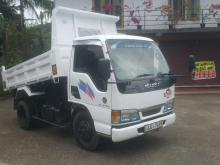 Isuzu Tipper 2004 Lorry