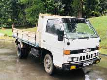 https://riyasewana.com/uploads/isuzu-tipper-313143722172.jpg