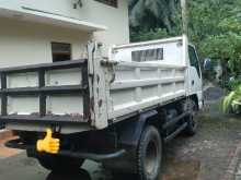 https://riyasewana.com/uploads/isuzu-tipper-4hf1-2001-245353112212.jpg