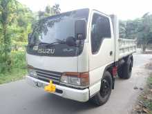 https://riyasewana.com/uploads/isuzu-tipper-4hf1-2001-2717372412772.jpg