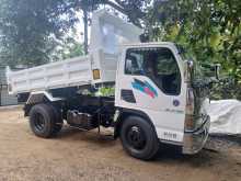 Isuzu Tipper 4HL1 2004 Lorry