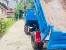 Isuzu Tipper 1986 Lorry