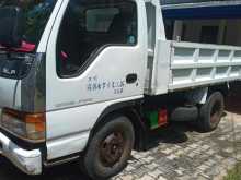 https://riyasewana.com/uploads/isuzu-tipper-511523222683.jpg