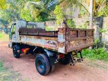 https://riyasewana.com/uploads/isuzu-tipper-58211922893.jpg