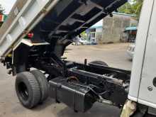 https://riyasewana.com/uploads/isuzu-tipper-81332394212.jpg