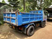 https://riyasewana.com/uploads/isuzu-tipper-910501522403.jpg