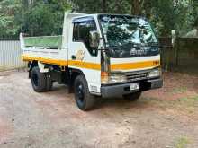 Isuzu Tipper Kiub 1 2001 Lorry