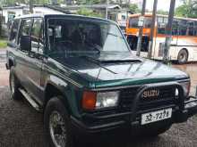 Isuzu Trooper 1990 SUV