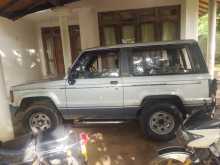 https://riyasewana.com/uploads/isuzu-tooper-two-1984-2816391012094.jpg