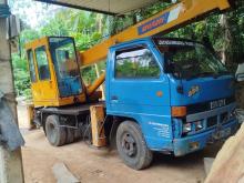 Isuzu ELF Crane 1988 Lorry
