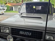 https://riyasewana.com/uploads/isuzu-trooper-3121092917786.jpg