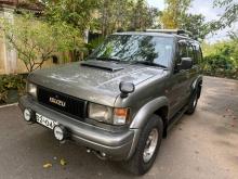 Isuzu TROOPER BIGHORN 1996 SUV