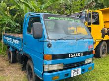 Isuzu ELF 1980 Truck