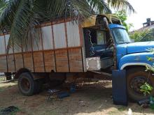 https://riyasewana.com/uploads/isuzu-tx-281008366624.jpg