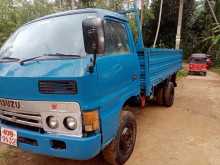 https://riyasewana.com/uploads/isuzu-wide-1980-19101812972.jpg