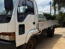 https://riyasewana.com/uploads/isuzu-wide-face-1987-11123461270320.jpg
