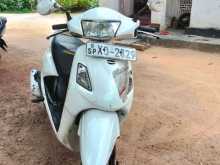 Hero Pleasure 2012 Motorbike