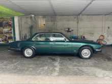 Jaguar Xj6 1977 Car