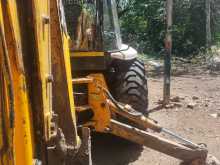 https://riyasewana.com/uploads/jcb-3cx-p12-181109474682.jpg