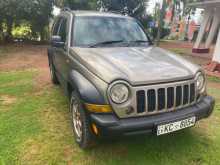 Jeep CHEROKEE 2006 SUV