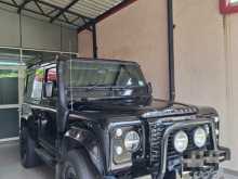 Land-Rover Defender 90 1984 SUV
